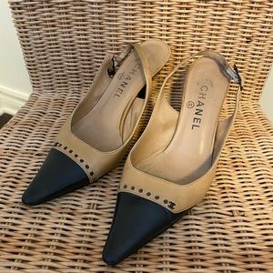 Vintage CHANEL Slingbacks
